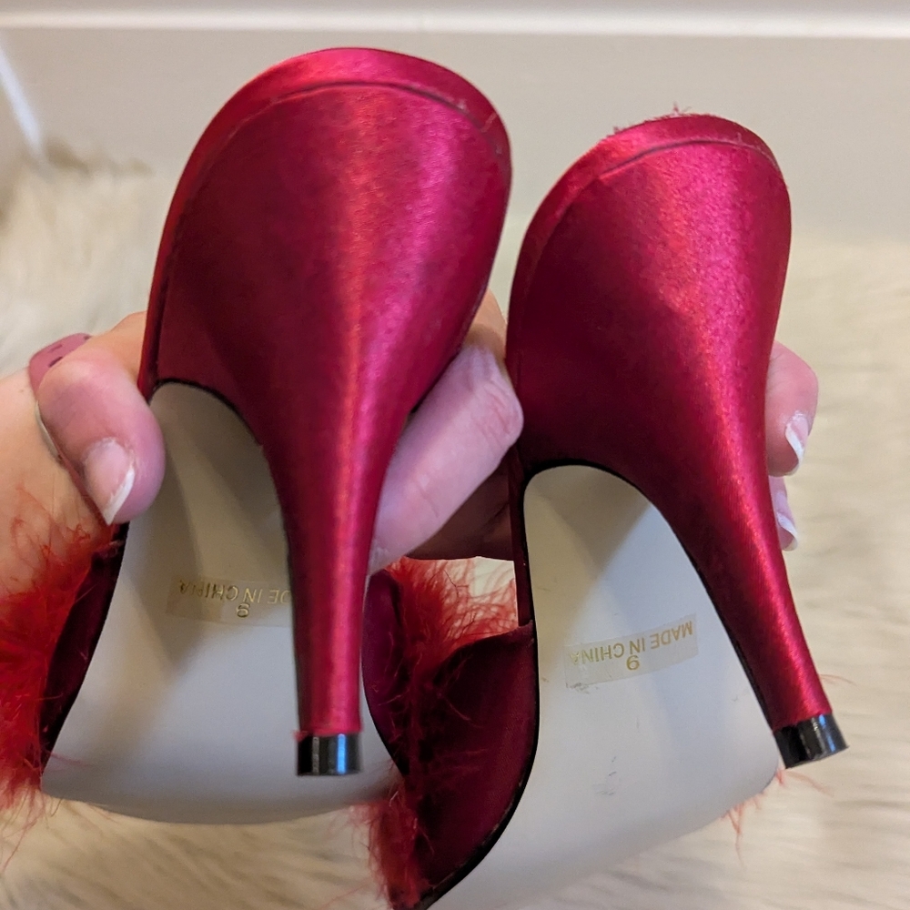 Vintage Fredrick's of Hollywood red feather open back heels size 9 - Picture 4 of 7